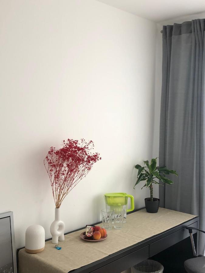 ורשה M&B Pokoj Przy Rondzie Daszynskiego מראה חיצוני תמונה